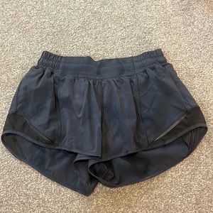 Lululemon hotty hot shorts